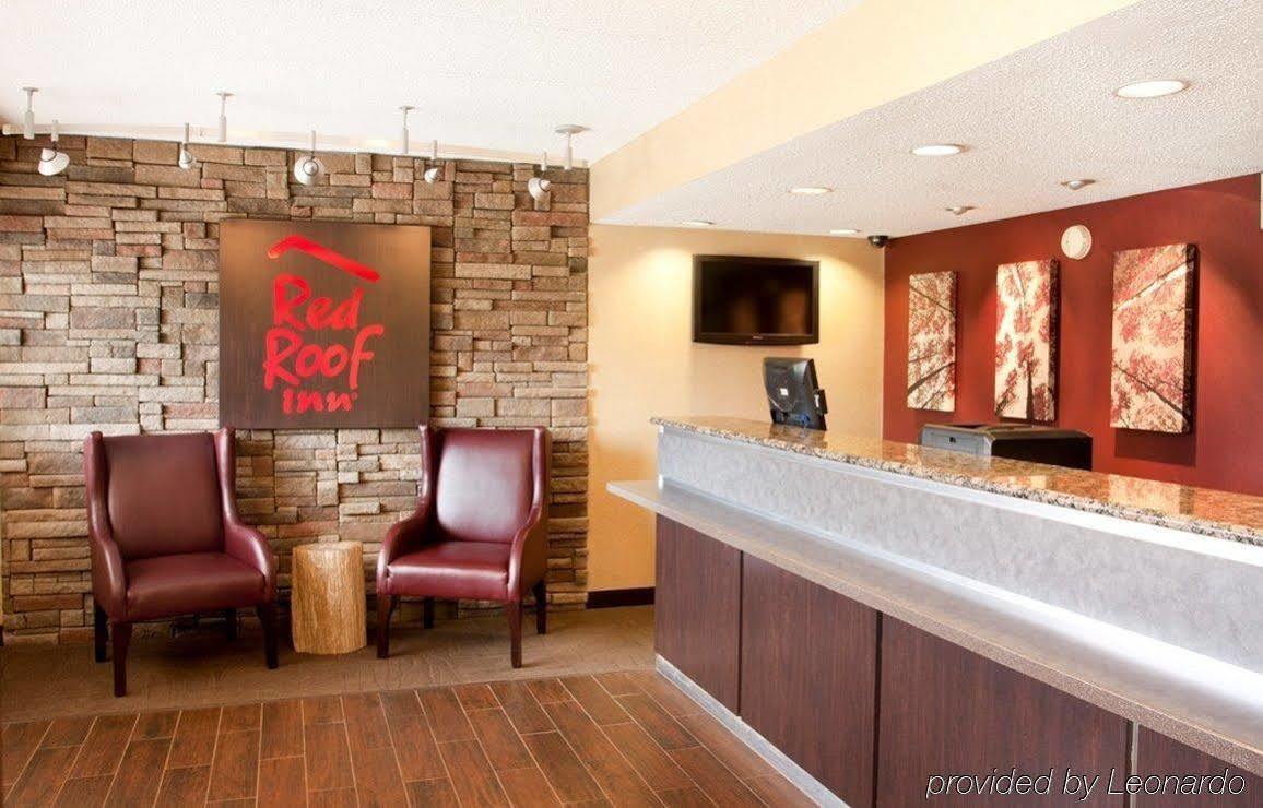 Red Roof Inn Louisville Expo Airport Buitenkant foto